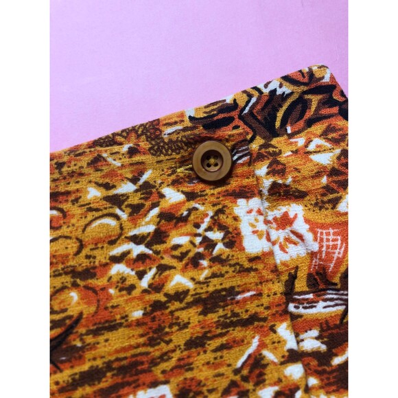 1990s ISAAC MIZRAHI Orange & Brown Island Tiki Print Faux Wrap Mini Skirt. S - Picture 5 of 10